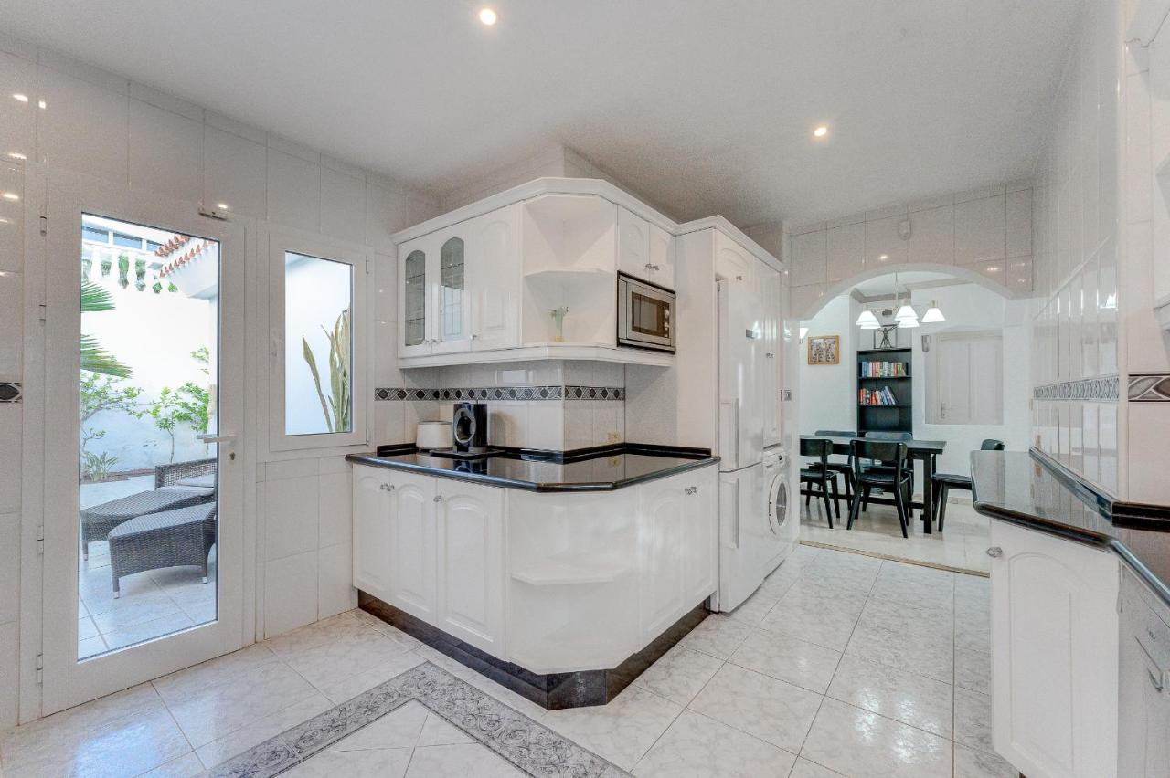 Marvelous Holiday Home - Villa La Caleta أذيخي المظهر الخارجي الصورة